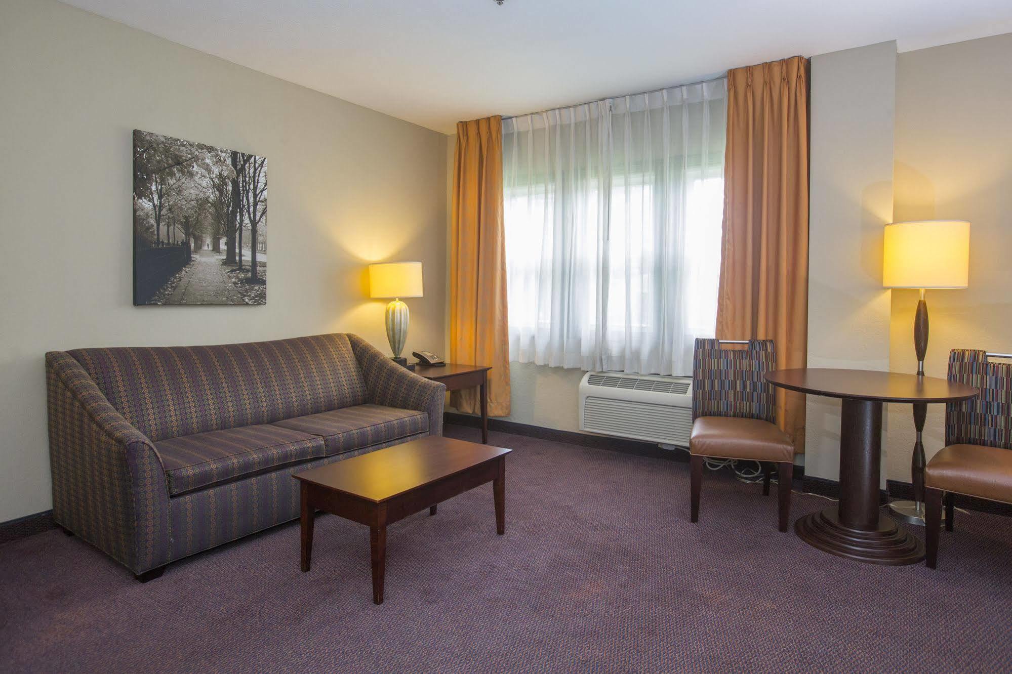 Ivy Court Inn And Suites South Bend Esterno foto